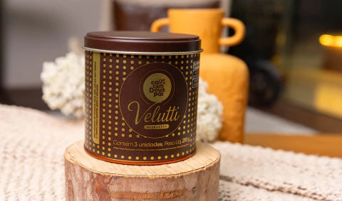 Lata Alfajor Velutti com 12 unidades + 3 De Brinde